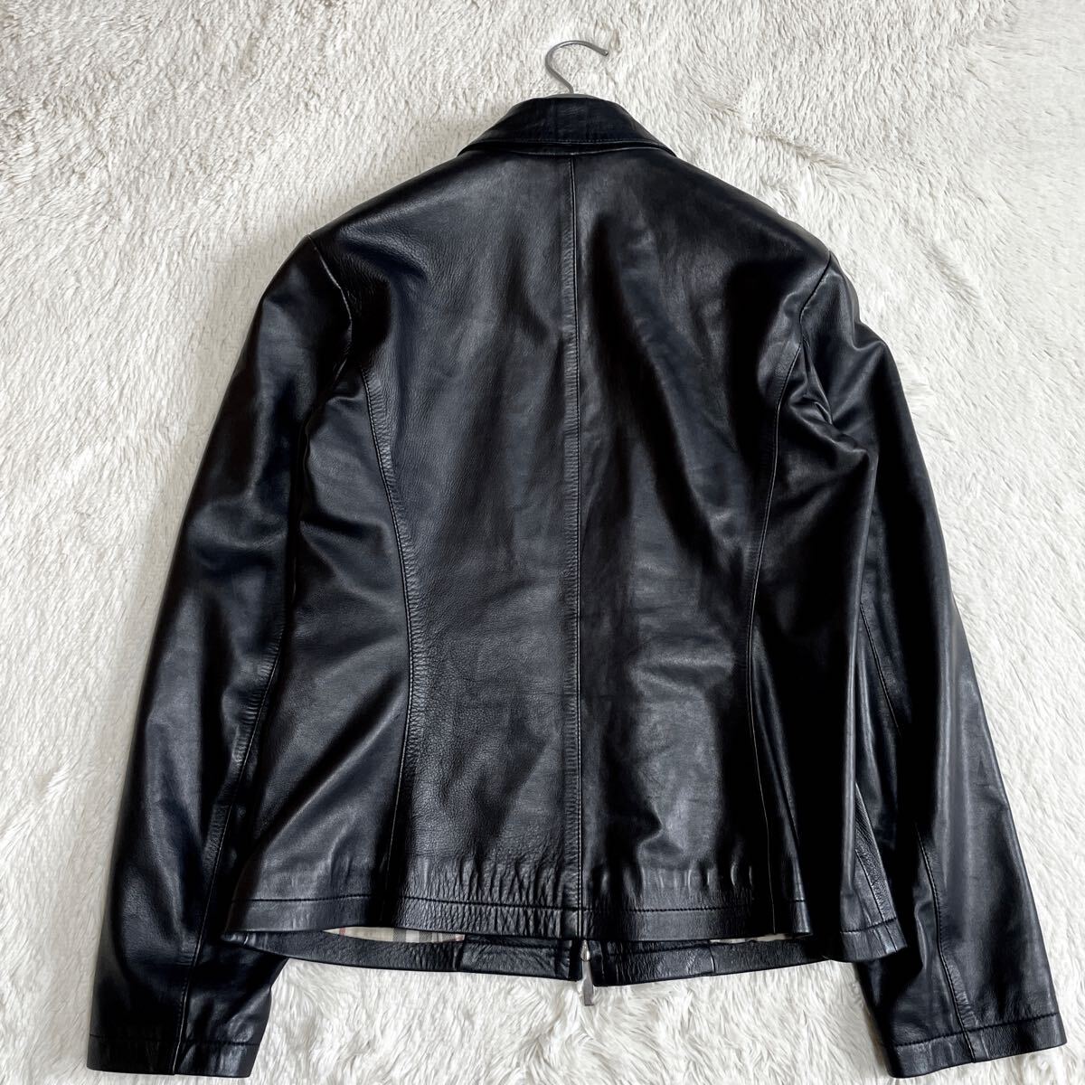 美品 BURBERRY 比翼バーバリー ノバチェック シングル レザー 美品 BURBERRY 比翼バーバリー ノバチェック シングル レザー
