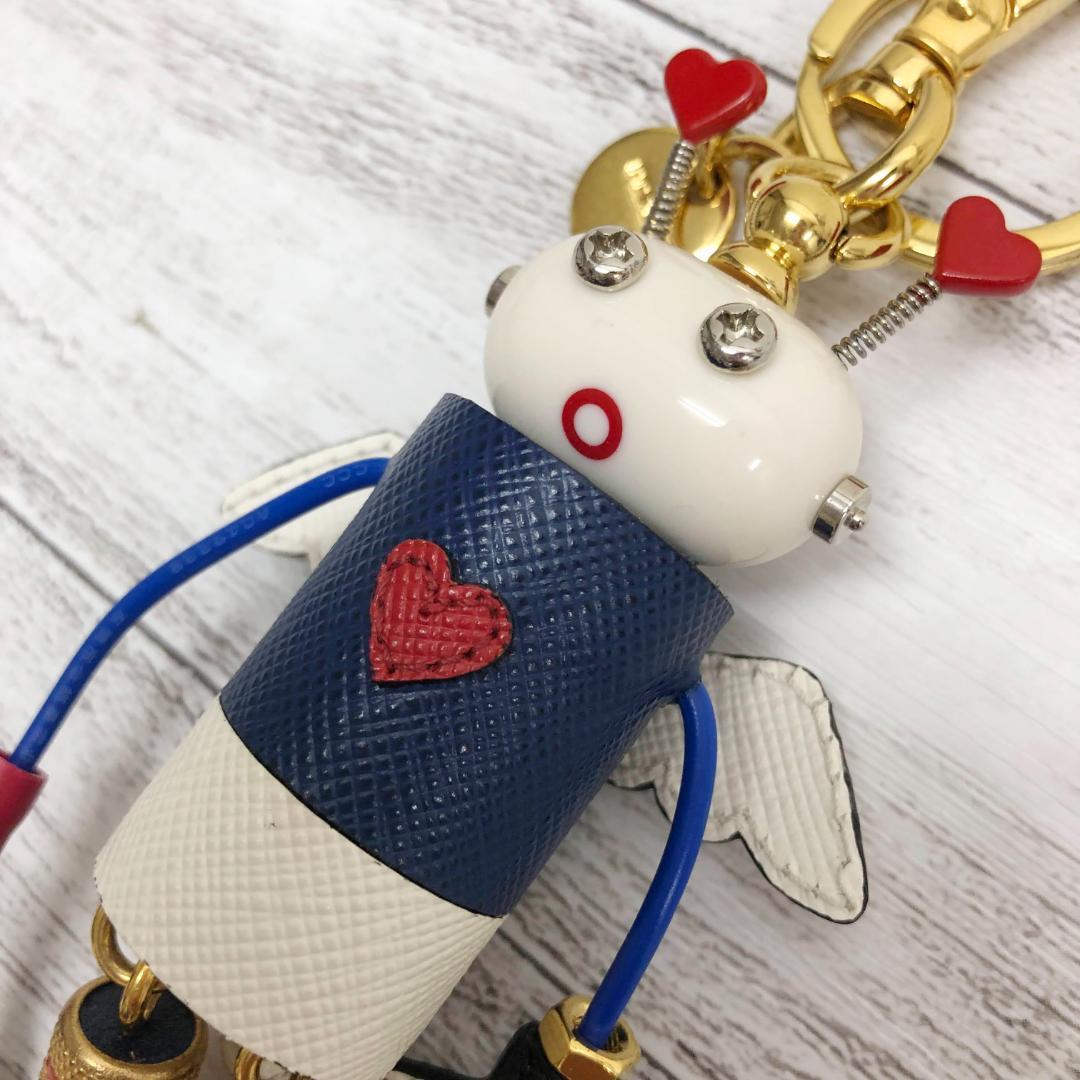 美品】プラダ キーホルダー キーリング ロボット エンジェル 美品】プラダ キーホルダー キーリング ロボット エンジェル