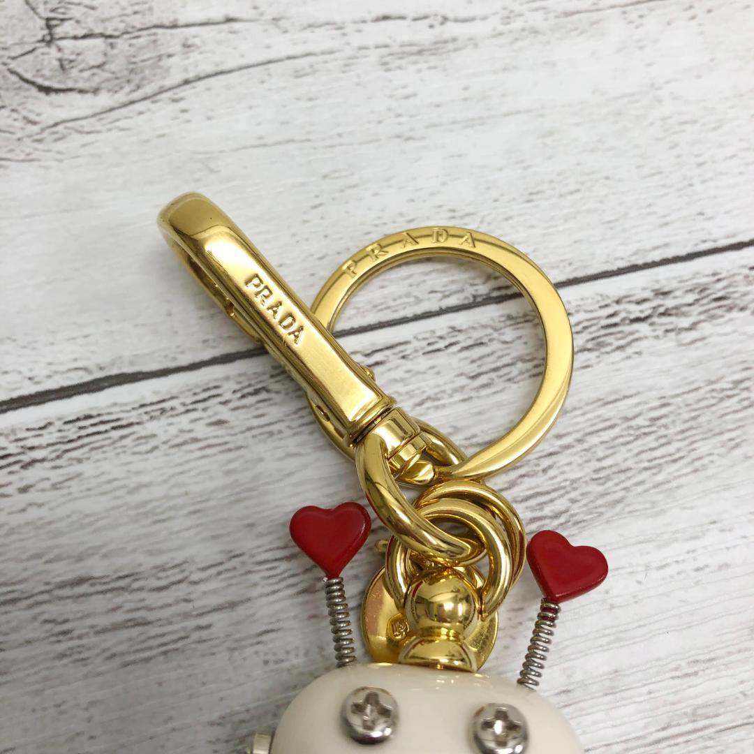 美品】プラダ キーホルダー キーリング ロボット エンジェル 美品】プラダ キーホルダー キーリング ロボット エンジェル