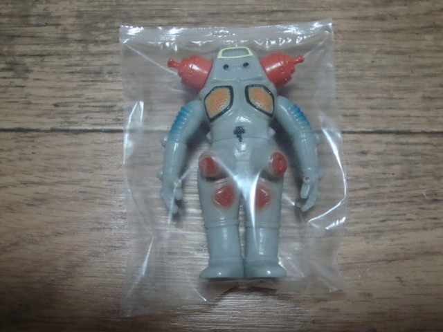☆ ブルマァク キングジョー ソフビ ウルトラマン 円谷プロ ☆ ブルマァク キングジョー ソフビ ウルトラマン 円谷プロ