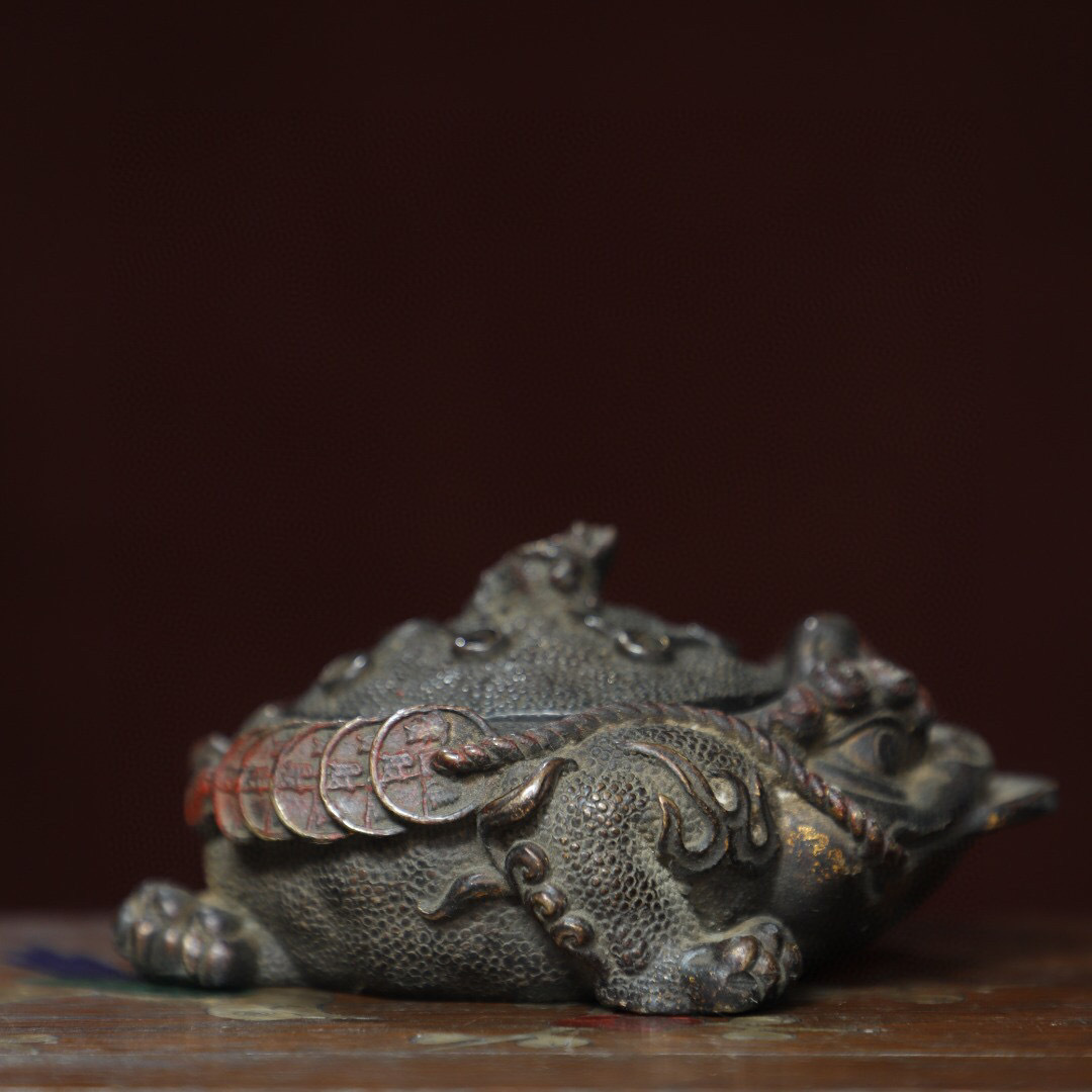 ▽鴻▽ 銅製 拓金 金蟾熏香炉 置物 古賞物 中国古玩 ▽鴻▽ 銅製 拓金 金蟾熏香炉 置物 古賞物 中国古玩