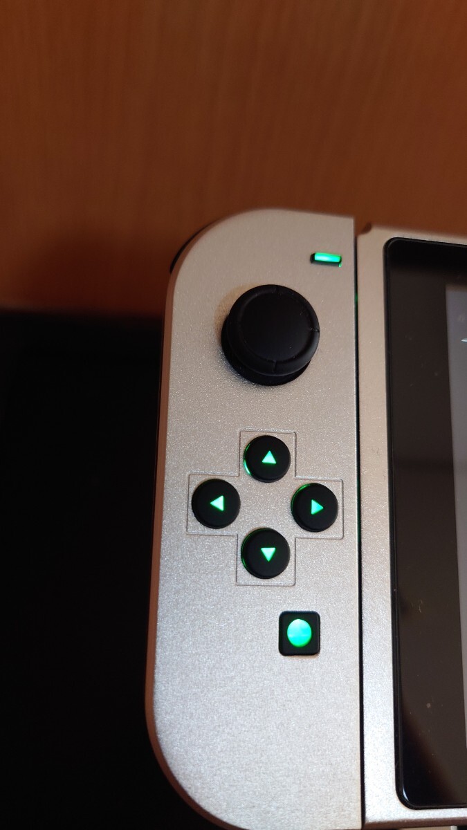 アルミ外装交換済み&ボタンライディング仕様 任天堂 Nintendo アルミ外装交換済み&ボタンライディング仕様 任天堂 Nintendo