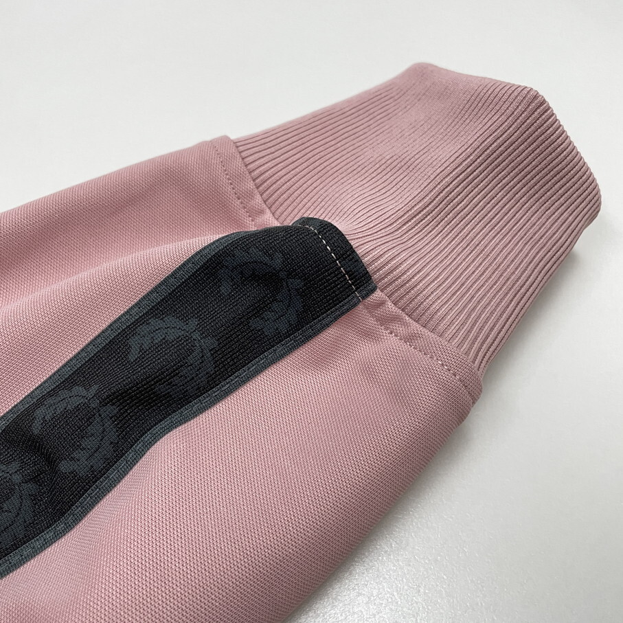 FRED PERRY ピンク×ブラック クロップドトラックジャケット FRED PERRY ピンク×ブラック クロップドトラックジャケット