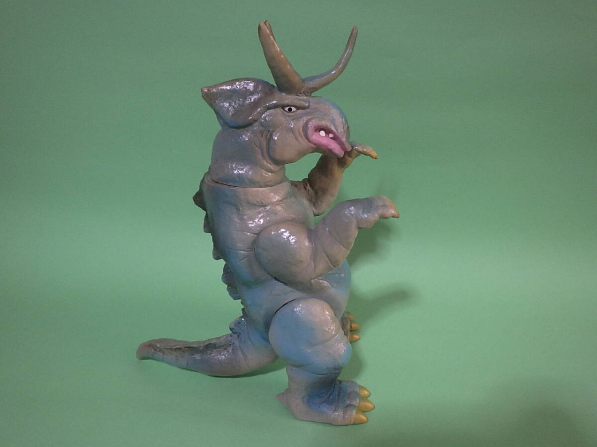 Bibian 比比昂- ベアモデルスタンダードサイズソフビ宇宙猿人 Bibian 比比昂- ベアモデルスタンダードサイズソフビ宇宙猿人