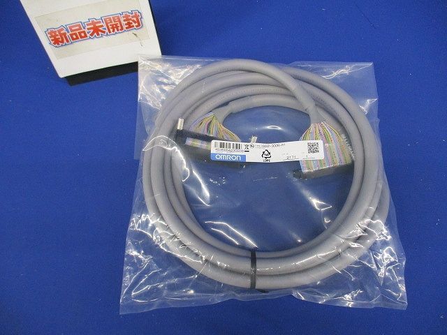コネクタ端子台変換ユニット専用接続ケーブル(シールドあり) XW2Z-300B-R1