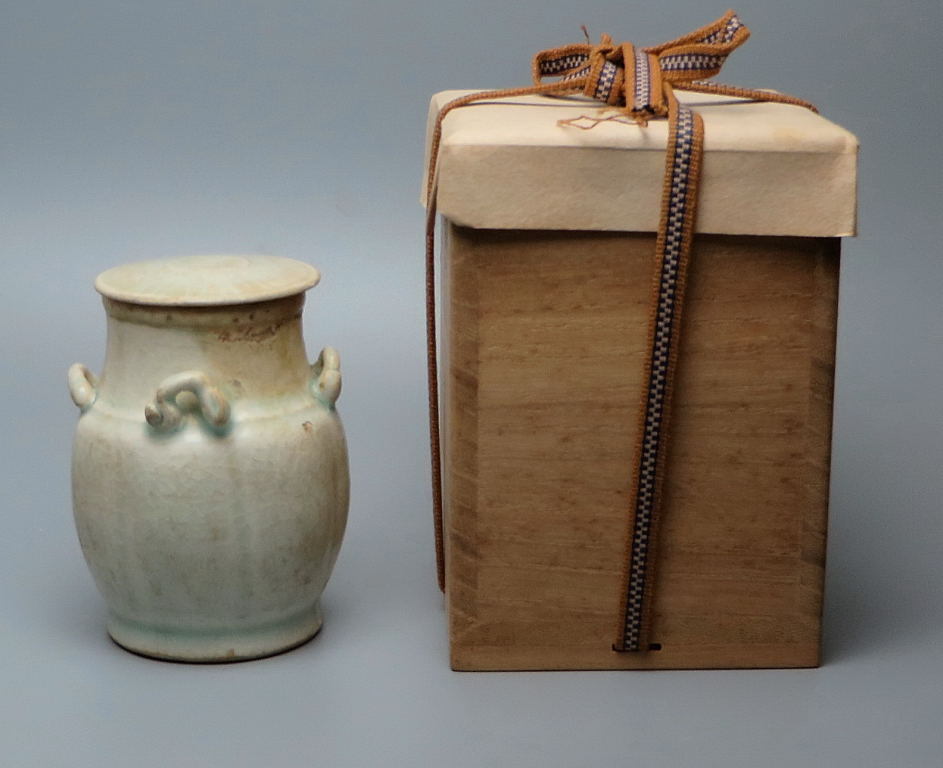 SAKURAYA 現代の 陶芸作家 青白磁四方皿 /吉川正道 オブジェ SAKURAYA 現代の 陶芸作家 青白磁四方皿 /吉川正道 オブジェ