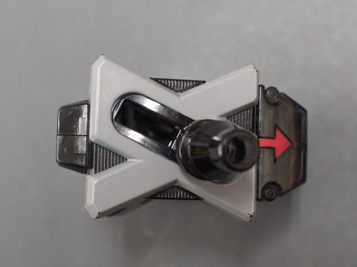 中古 仮面ライダーフォーゼ 変身ベルト DXフォーゼドライバー 食 中古 仮面ライダーフォーゼ 変身ベルト DXフォーゼドライバー 食