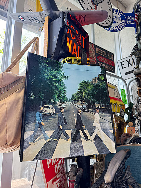 ビートルズ　アビイロード　オフィシャル　トートバッグ　ABBEY ROAD ■ アメリカン雑貨 アメリカ雑貨