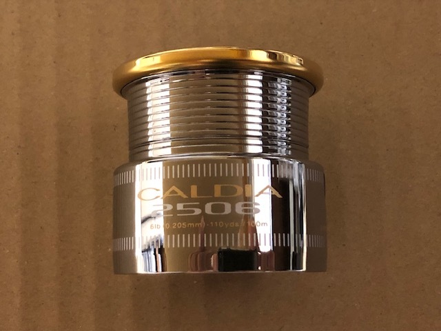 美品　ダイワ　02　カルディア　2506　スプール