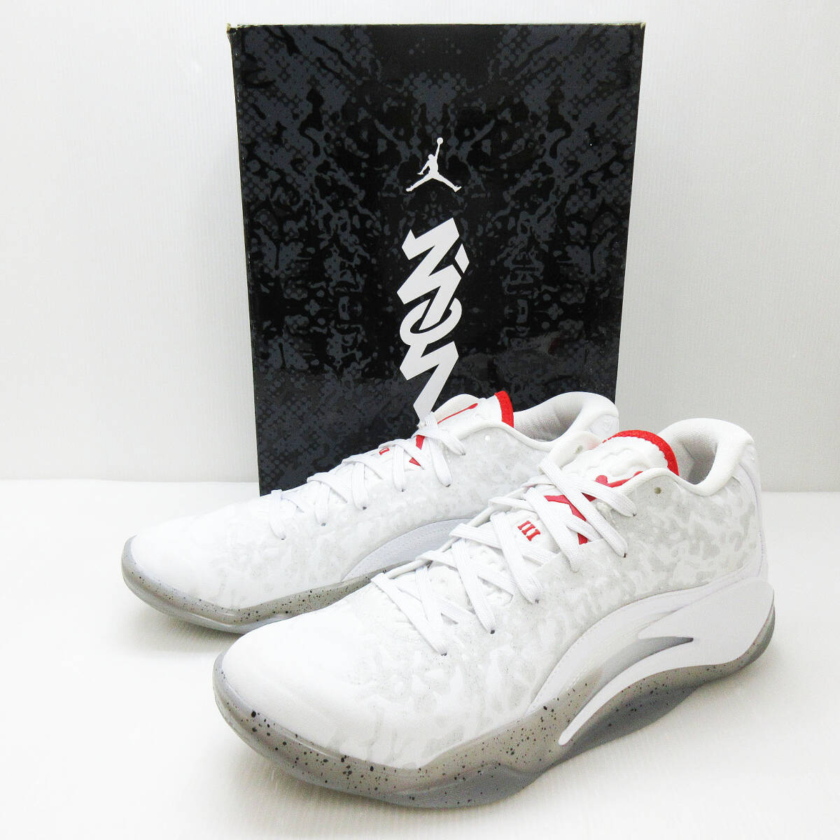 KM-4865【スニーカー】NIKE/ナイキ★JORDAN ZION 3 PF★DR0676-106★26cm★ジョーダン ザイオン 3★バスケットボールシューズ★バッシュ★