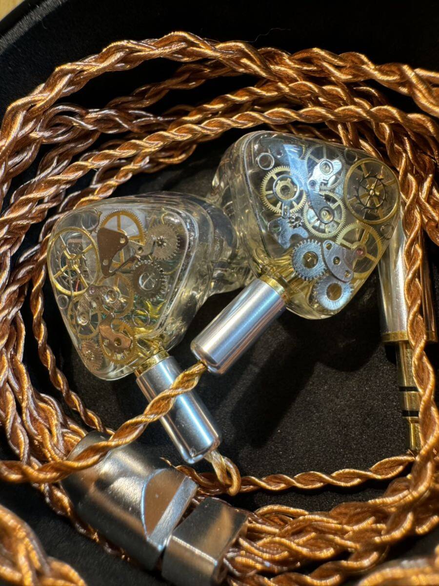 Yahoo!オークション - Ultimate Ears 11 Pro リシェル品 Yahoo!オークション - Ultimate Ears 11 Pro リシェル品