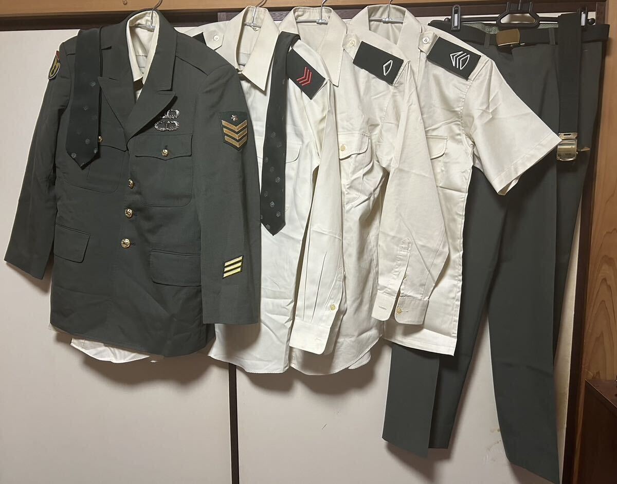 Yahoo!オークション - 陸自 自衛隊 91式制服上衣セット第1種 曹 Yahoo!オークション - 陸自 自衛隊 91式制服上衣セット第1種 曹