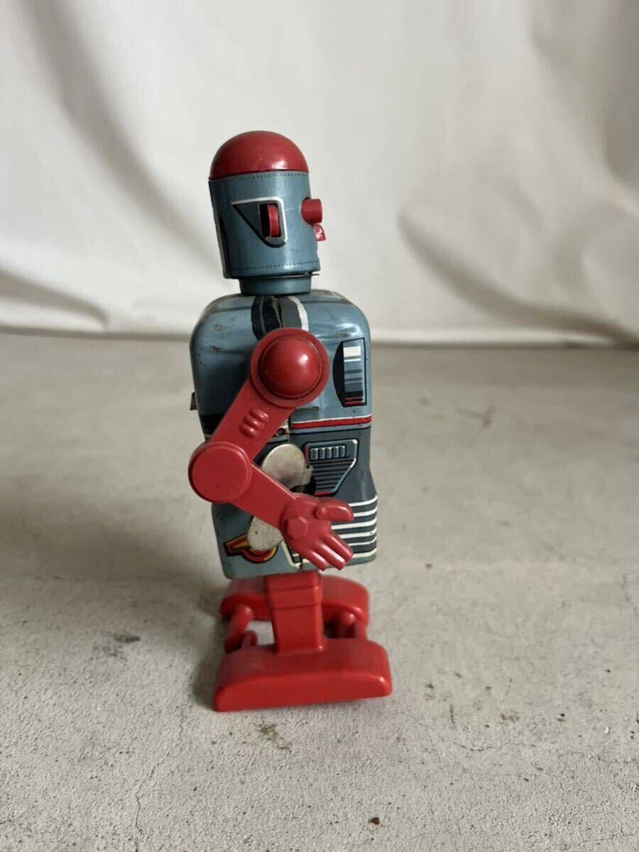 Yahoo!オークション - ブリキ ロボット 機械走行のスペースマン Yahoo!オークション - ブリキ ロボット 機械走行のスペースマン