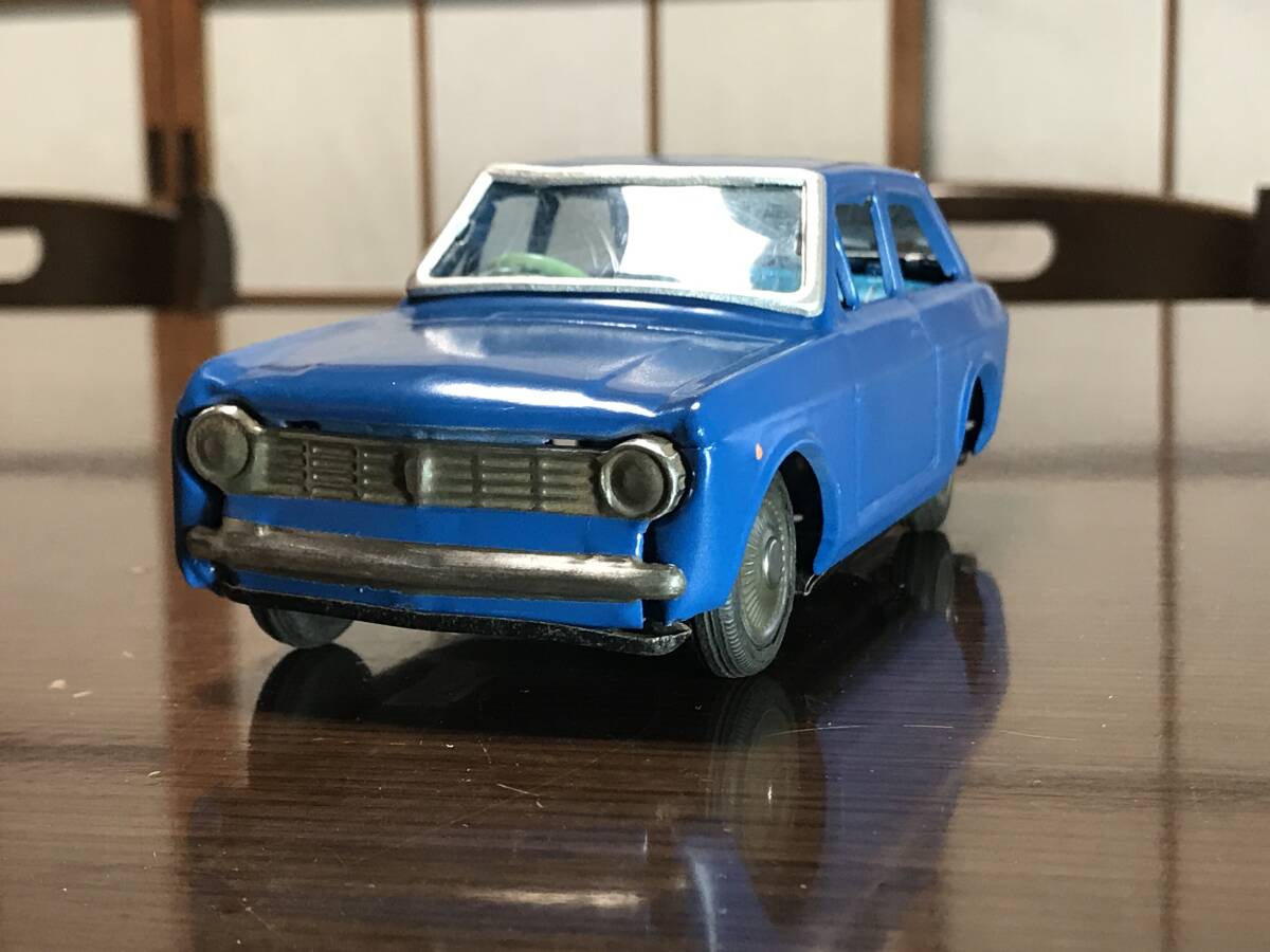 Yahoo!オークション - ブリキ車 ダットサン B10 サニー 1966年 Yahoo!オークション - ブリキ車 ダットサン B10 サニー 1966年