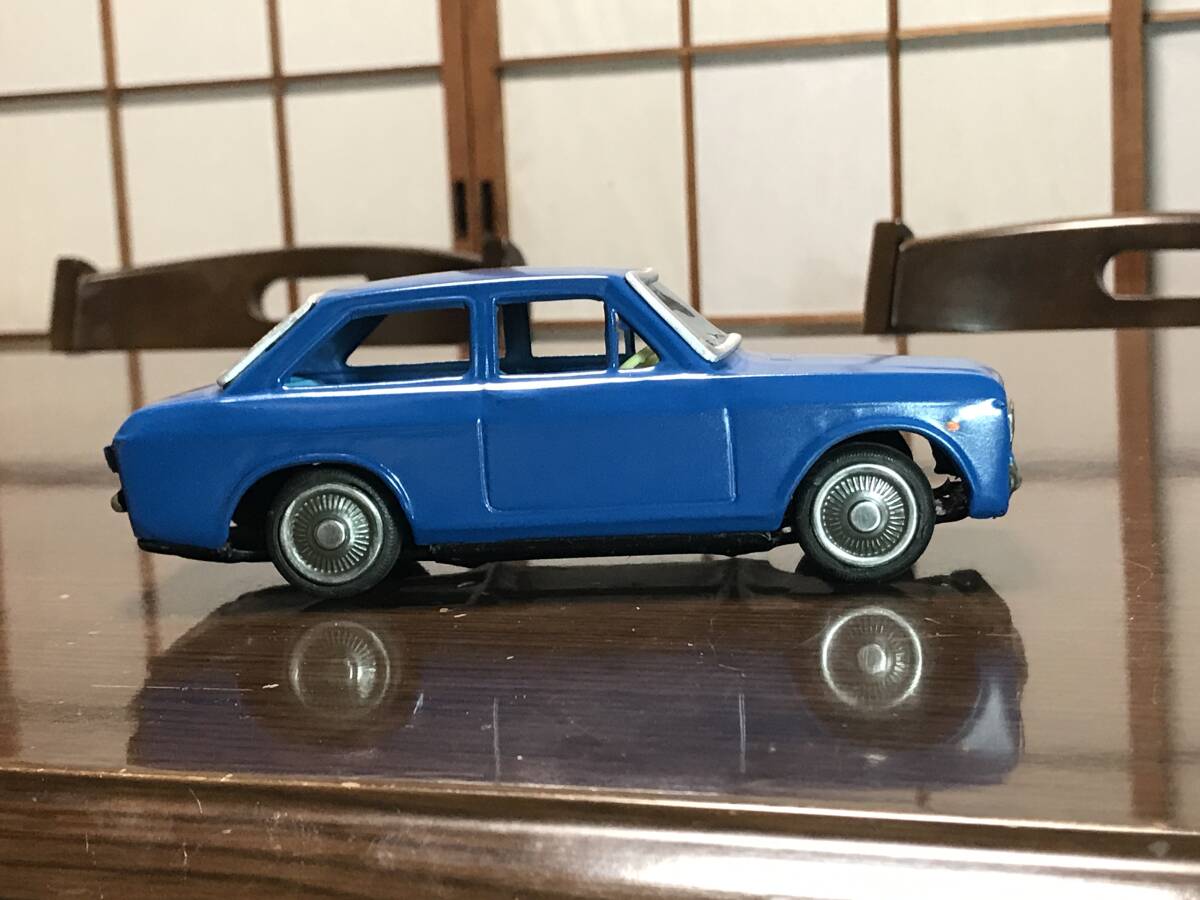 Yahoo!オークション - ブリキ車 ダットサン B10 サニー 1966年 Yahoo!オークション - ブリキ車 ダットサン B10 サニー 1966年
