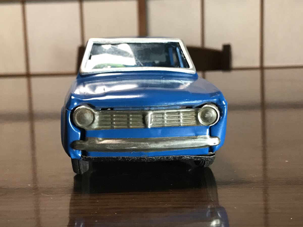 Yahoo!オークション - ブリキ車 ダットサン B10 サニー 1966年 Yahoo!オークション - ブリキ車 ダットサン B10 サニー 1966年