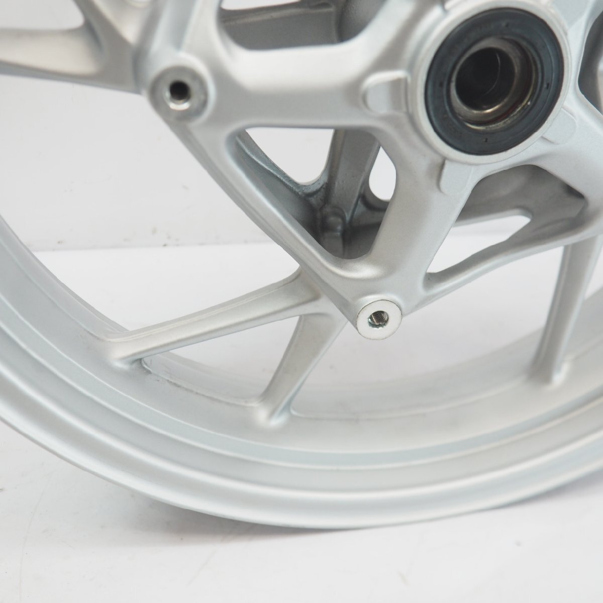 BMW F800GT переднее колесо 17x3.50 колесо 36318523460 wheel R1200RT