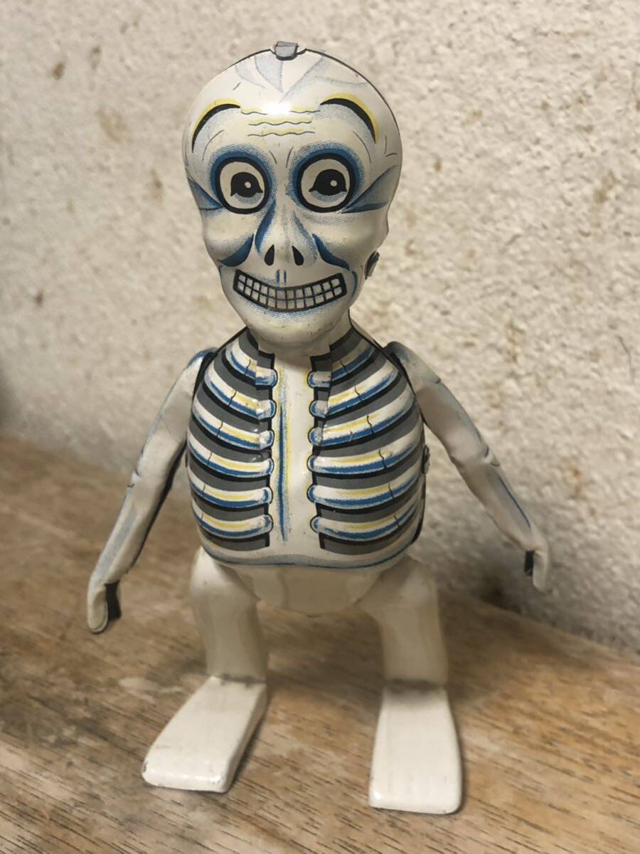 ビンテージ50s ブリキ　スカル　骸骨　髑髏　ハロウィン　インダストリアル　ホラー　人形　レトロ　昭和　ミッドセンチュリー ぜんまい