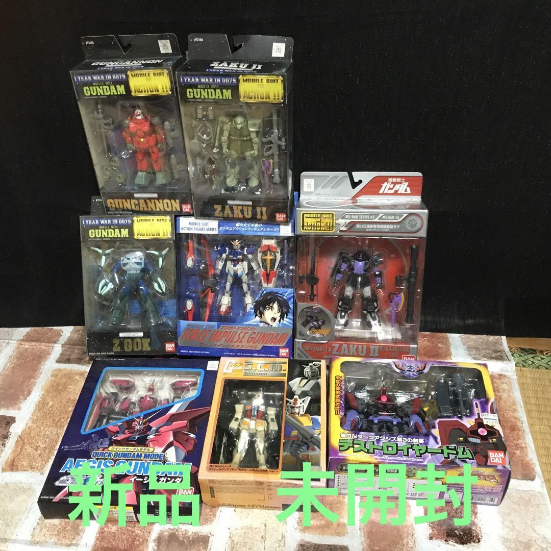 8160円 ヴィンテージ8体機動戦士ガンダム モビルスーツIN 8160円 ヴィンテージ8体機動戦士ガンダム モビルスーツIN