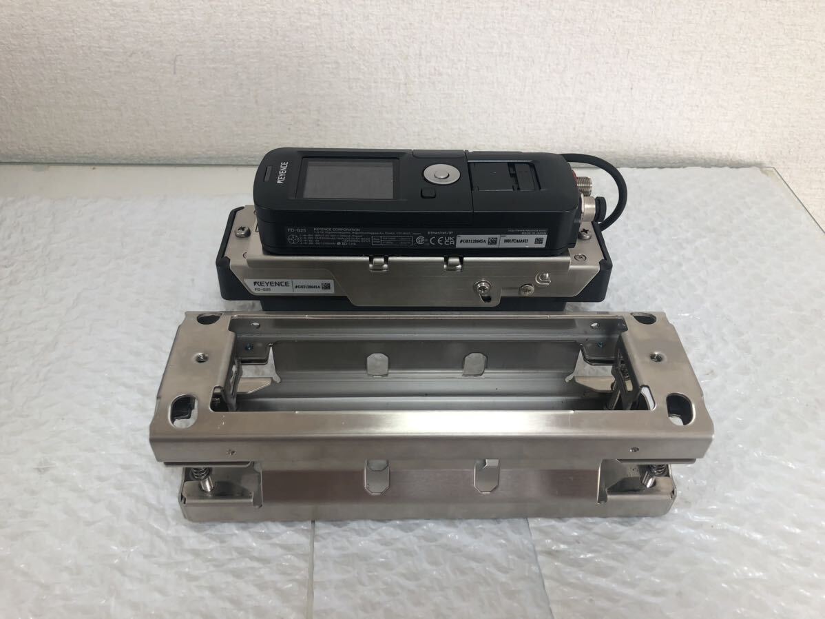 中古美品(動作確認済み)キーエンスFD-G25取付金具付き 正規品 中古美品(動作確認済み)キーエンスFD-G25取付金具付き 正規品