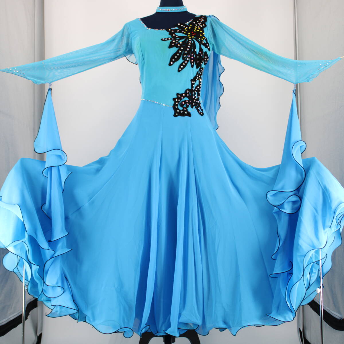 美品 日本製 社交ダンス衣装】Sanline サンリーヌ ドレス チョーカー 美品 日本製 社交ダンス衣装】Sanline サンリーヌ ドレス チョーカー