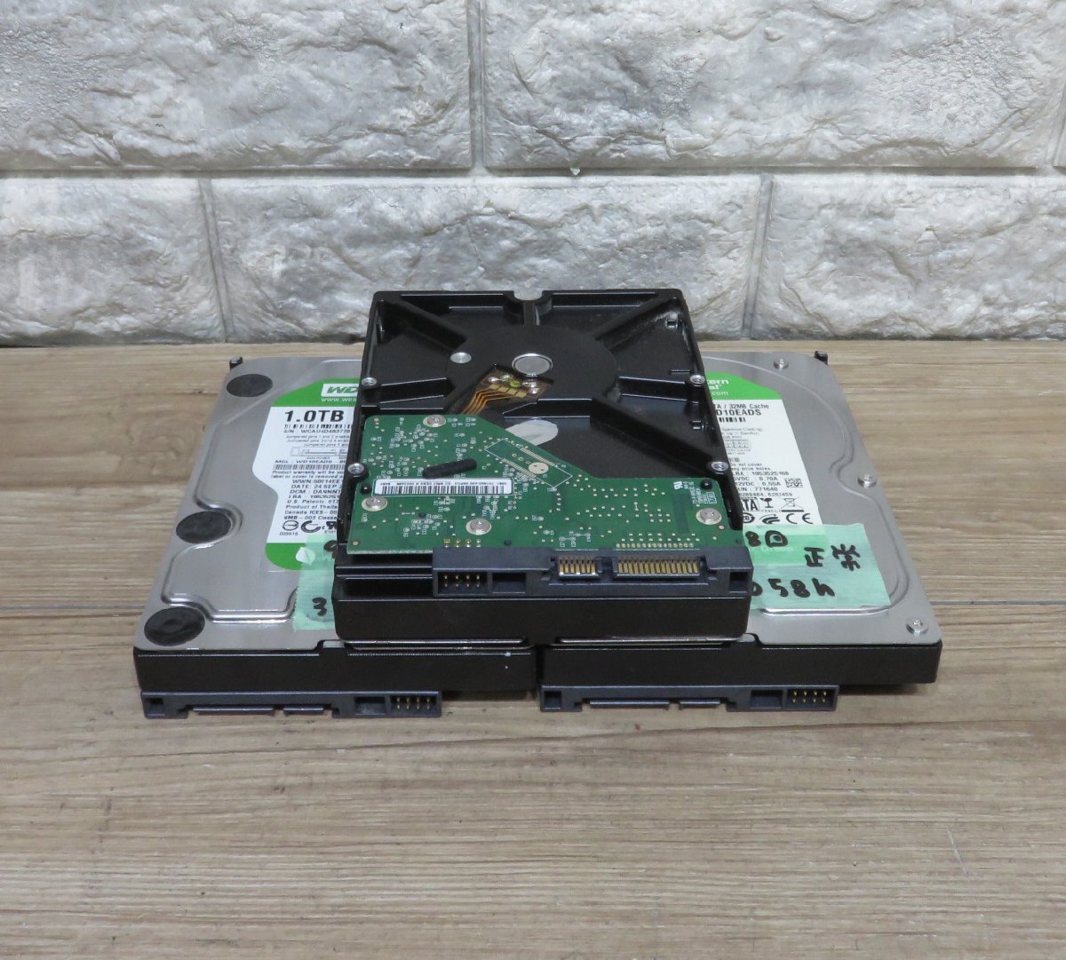 品 WD HDD 3.5 1T WD10EADS 3台 t24090906(650W~)|売買された 品 WD HDD 3.5 1T WD10EADS 3台 t24090906(650W~)|売買された