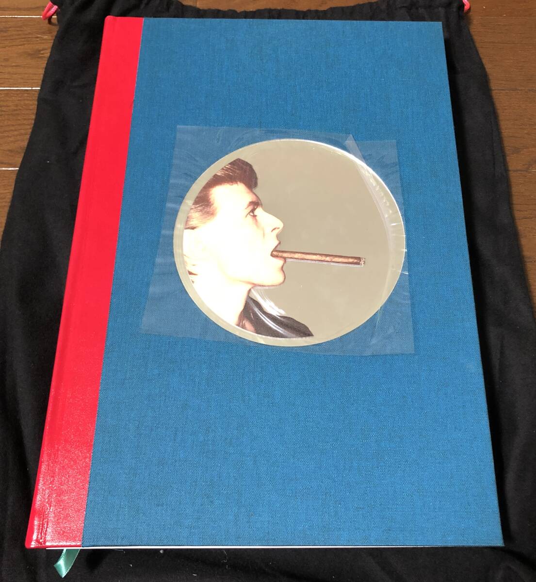 55000円 【絶版 写真集+7inch 直筆サイン GENESIS】 デヴィッド 55000円 【絶版 写真集+7inch 直筆サイン GENESIS】 デヴィッド
