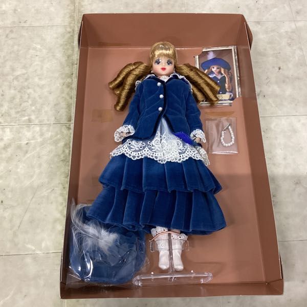 A ヴィクトリアンエクセリーナ ジェニー ジェニー A ヴィクトリアンエクセリーナ ジェニー ジェニー
