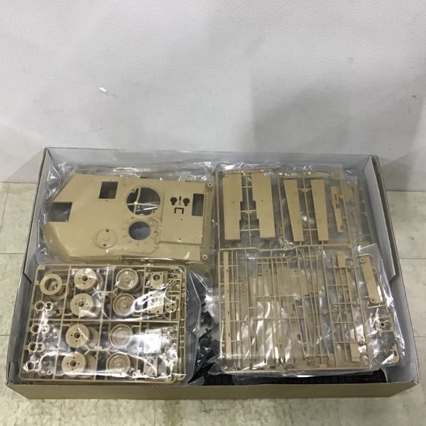 1円〜 タミヤ ビッグタンクシリーズ 1/16 アメリカ M1A2 1円〜 タミヤ ビッグタンクシリーズ 1/16 アメリカ M1A2