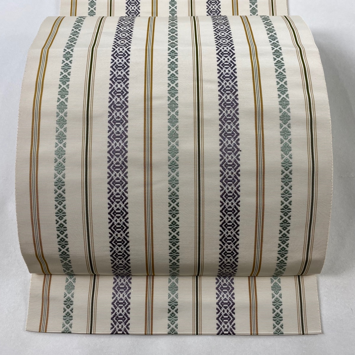 名古屋帯 美品 秀品 八寸名古屋帯 松葉仕立て 幾何学模様 青灰色 名古屋帯 美品 秀品 八寸名古屋帯 松葉仕立て 幾何学模様 青灰色