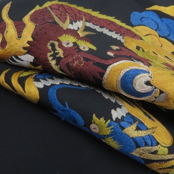 着物10 絹 名古屋帯 アンティーク 総刺繍 龍 お太鼓柄 九寸帯 長 着物10 絹 名古屋帯 アンティーク 総刺繍 龍 お太鼓柄 九寸帯 長