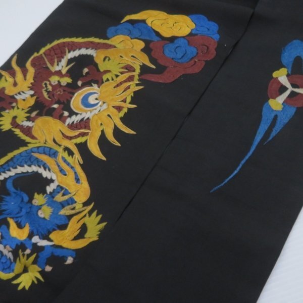 着物10 絹 名古屋帯 アンティーク 総刺繍 龍 お太鼓柄 九寸帯 長 着物10 絹 名古屋帯 アンティーク 総刺繍 龍 お太鼓柄 九寸帯 長