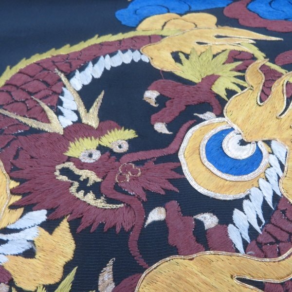 着物10 絹 名古屋帯 アンティーク 総刺繍 龍 お太鼓柄 九寸帯 長 着物10 絹 名古屋帯 アンティーク 総刺繍 龍 お太鼓柄 九寸帯 長