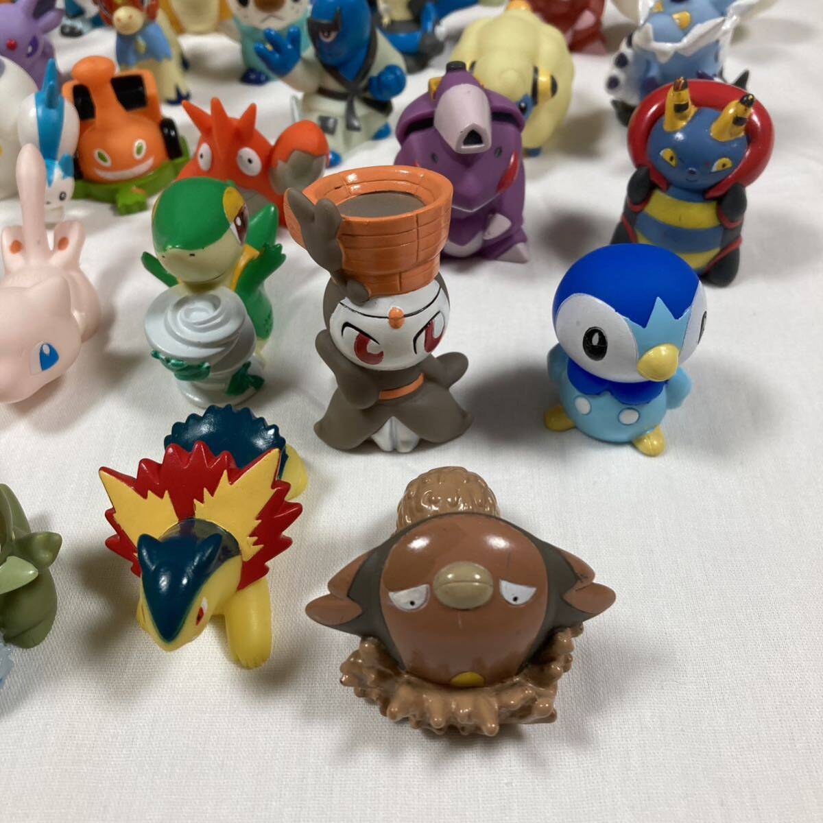 Bibian 比比昂 - ポケットモンスター ポケモン ソフビ Bibian 比比昂 - ポケットモンスター ポケモン ソフビ