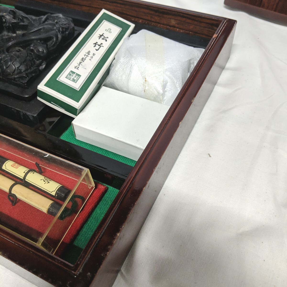 SKOS192 書道セット 書道具セット 中国書道 龍彫り 硯 墨 筆 SKOS192 書道セット 書道具セット 中国書道 龍彫り 硯 墨 筆