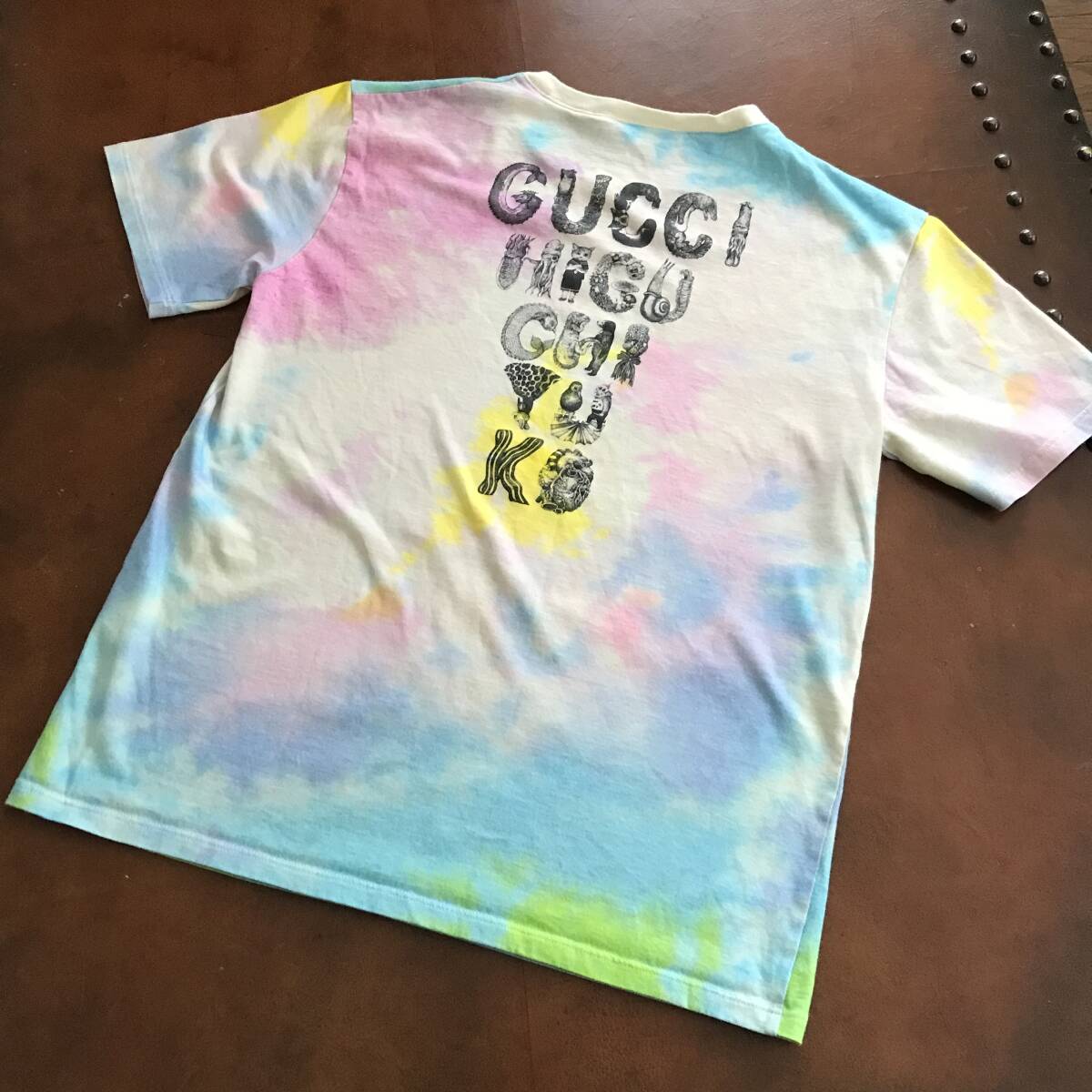 GUCCI グッチ × ヒグチユウコ コラボ うさぎ ウサギ タイダイ T GUCCI グッチ × ヒグチユウコ コラボ うさぎ ウサギ タイダイ T