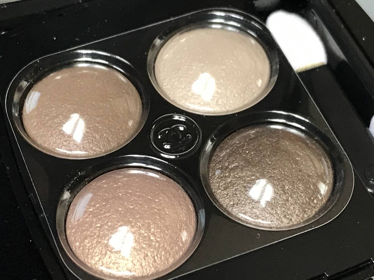CHANEL シャネル レ キャトル オンブル 214 ティセ マドモアゼル CHANEL シャネル レ キャトル オンブル 214 ティセ マドモアゼル