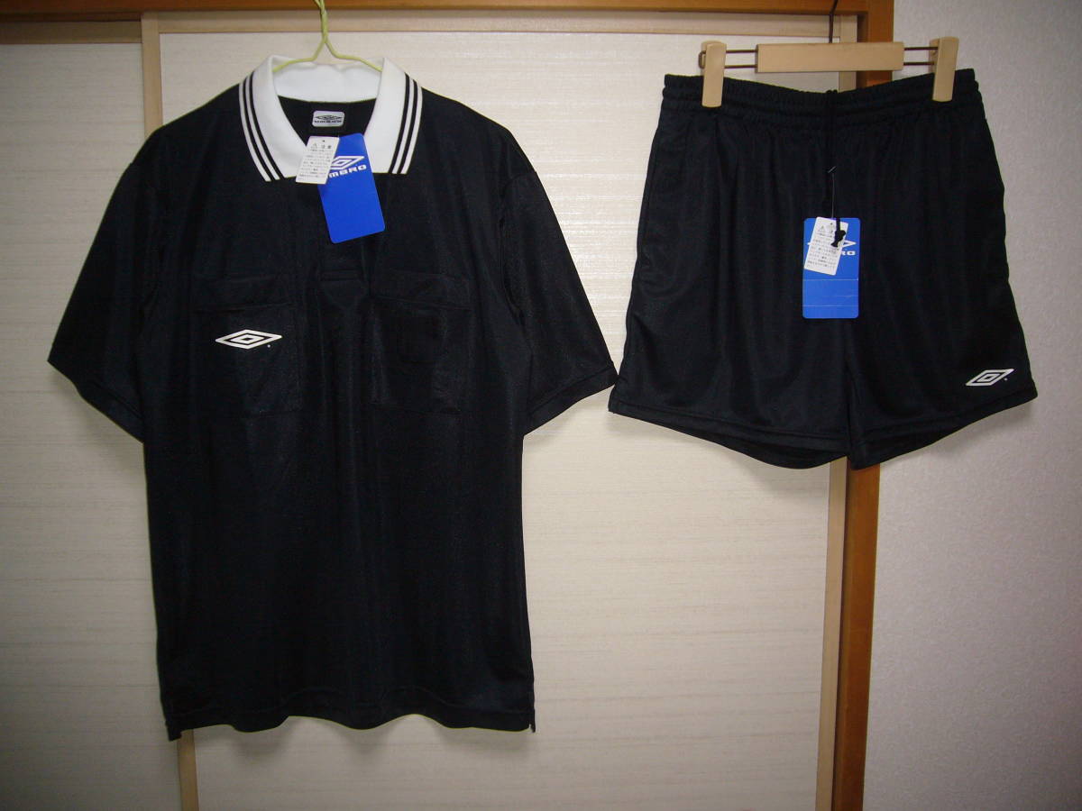  Umbro for referee top and bottom black M-L size 