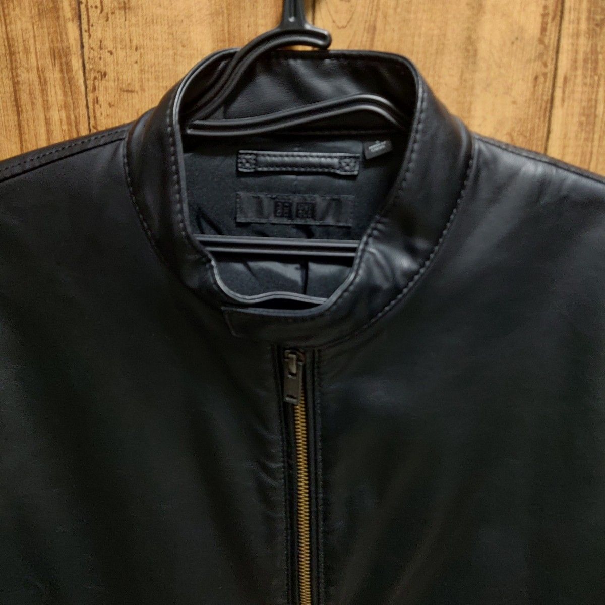 美品 UNIQLO ユニクロ 革ジャン レザージャケット シングル 美品 UNIQLO ユニクロ 革ジャン レザージャケット シングル