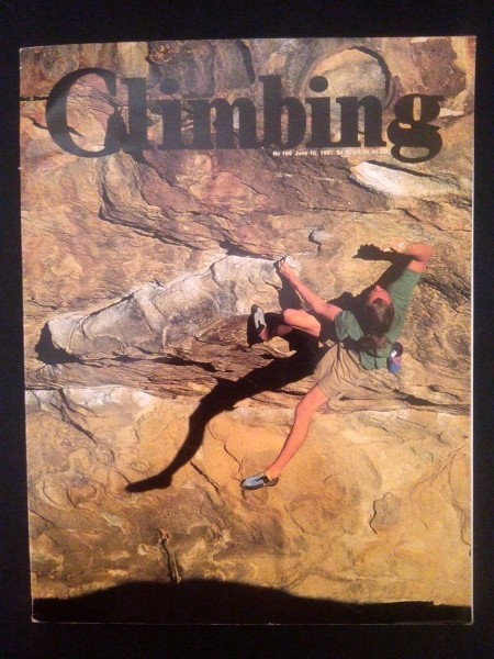 Ba1 05830 Climbing【洋書】1997年6月15日号 No.169 Baffin Island The Eiger Phoenix Bouldering Contest Cam review Elbow tendinitis_画像1