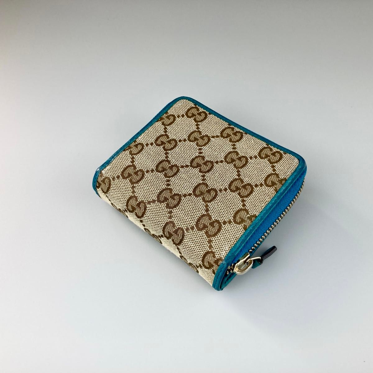GUCCI グッチ 二つ折り財布 GGキャンバス レザー 小型 GUCCI グッチ 二つ折り財布 GGキャンバス レザー 小型