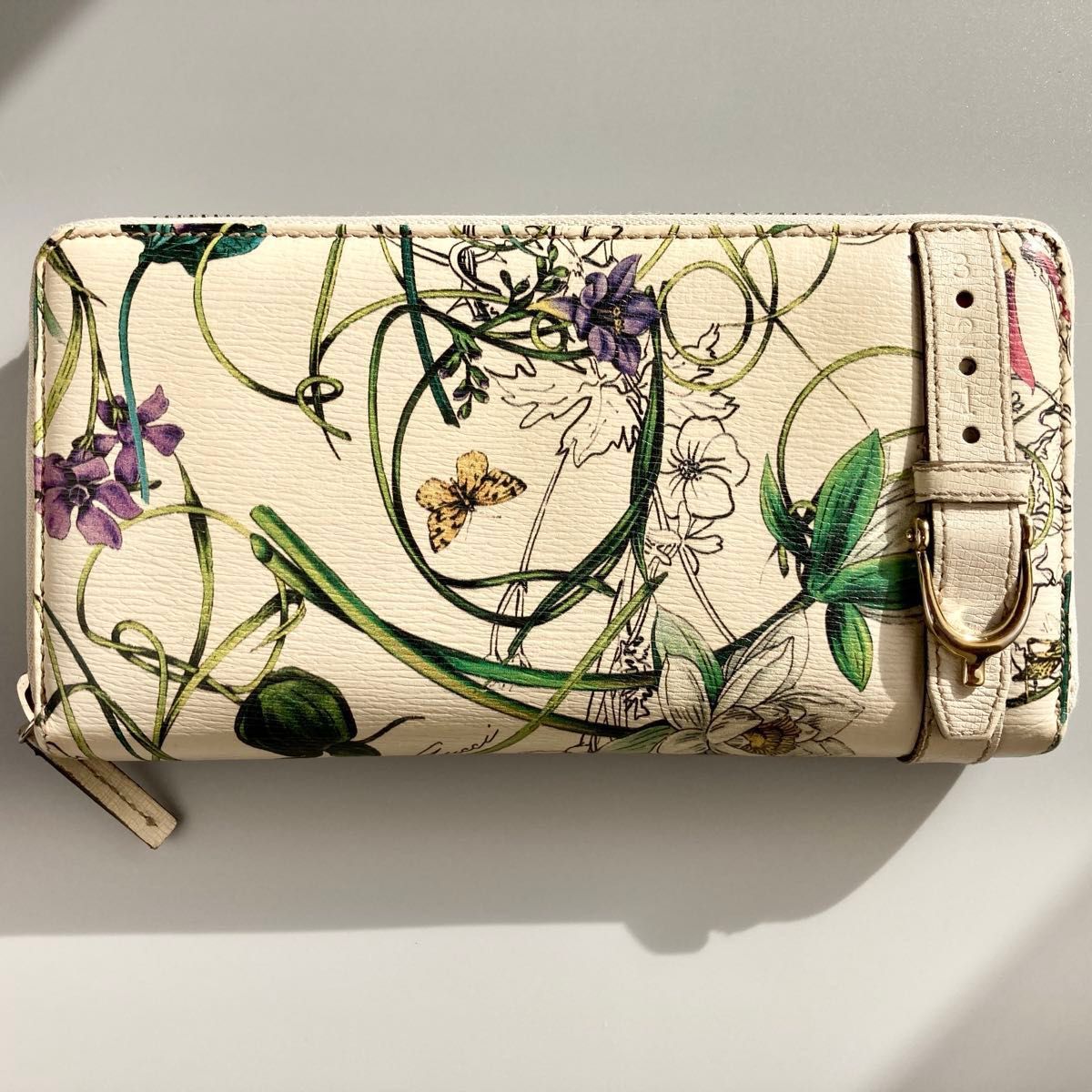 GUCCI グッチ 長財布 ラウンドファスナー フローラ 花柄 GUCCI グッチ 長財布 ラウンドファスナー フローラ 花柄
