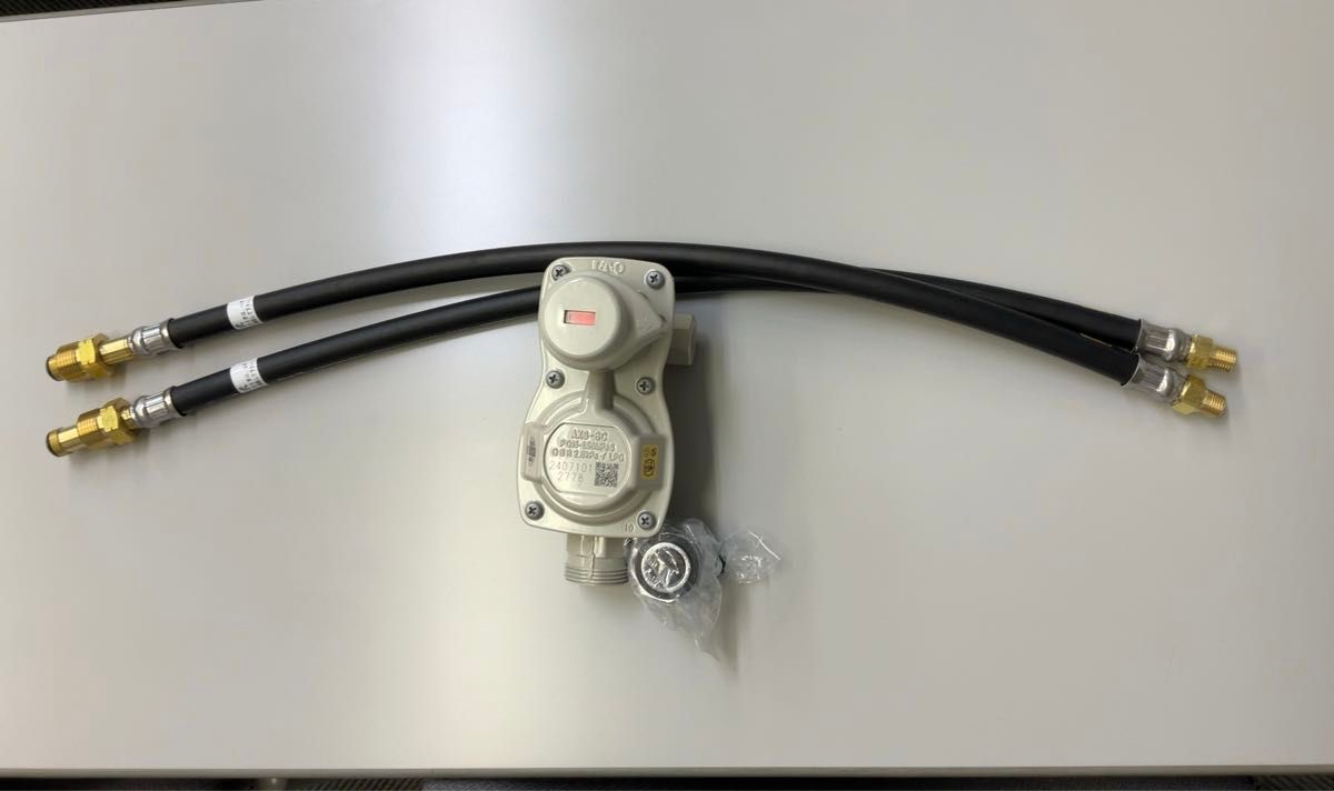 調整器 LPガス I T O製 LPガス用自動切替式 AXS-8C LPG プロパン 調整器 LPガス I T O製 LPガス用自動切替式 AXS-8C LPG プロパン