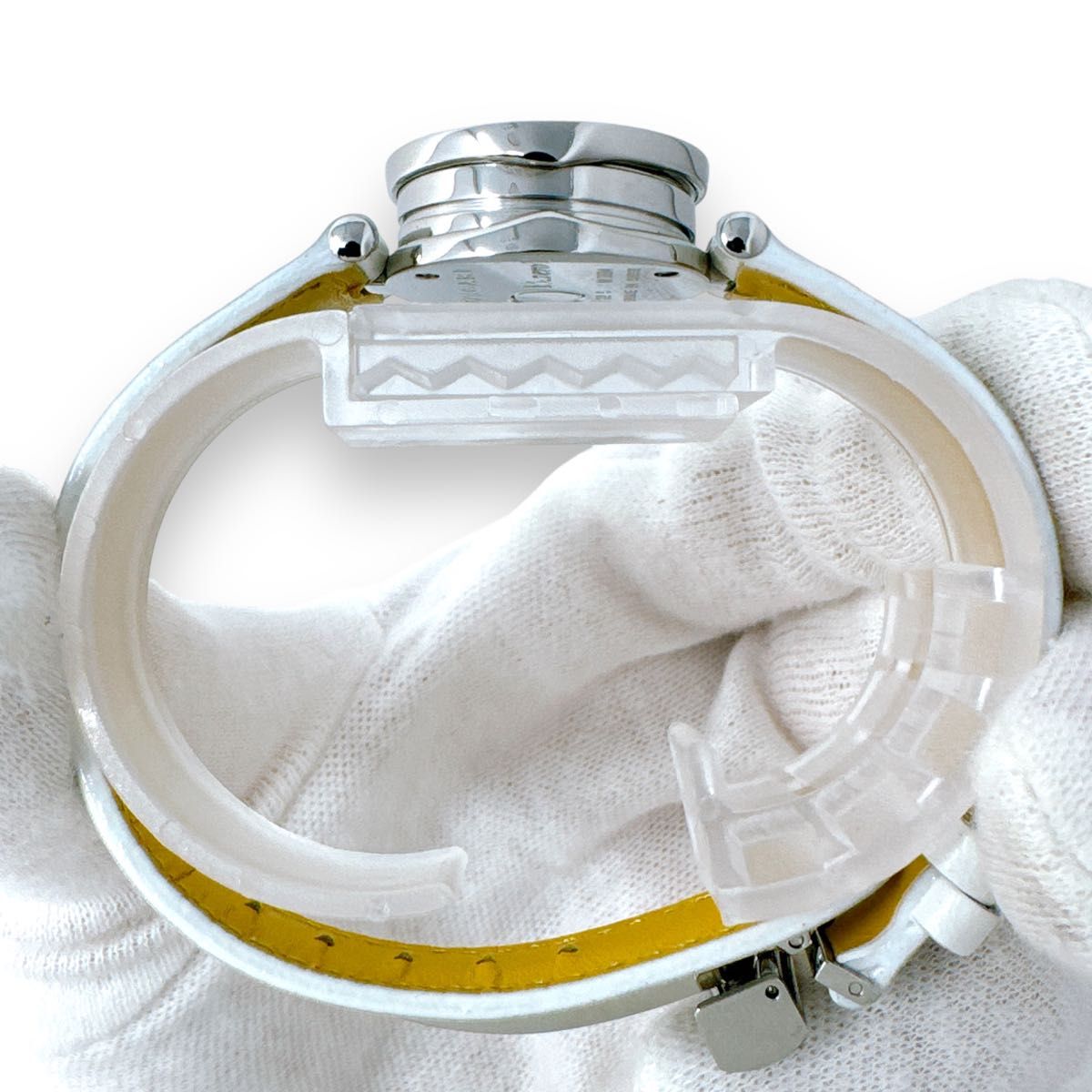 ブルガリ BVLGARI ビーゼロワン BZ22S ホワイトシェル レザー 革 ブルガリ BVLGARI ビーゼロワン BZ22S ホワイトシェル レザー 革