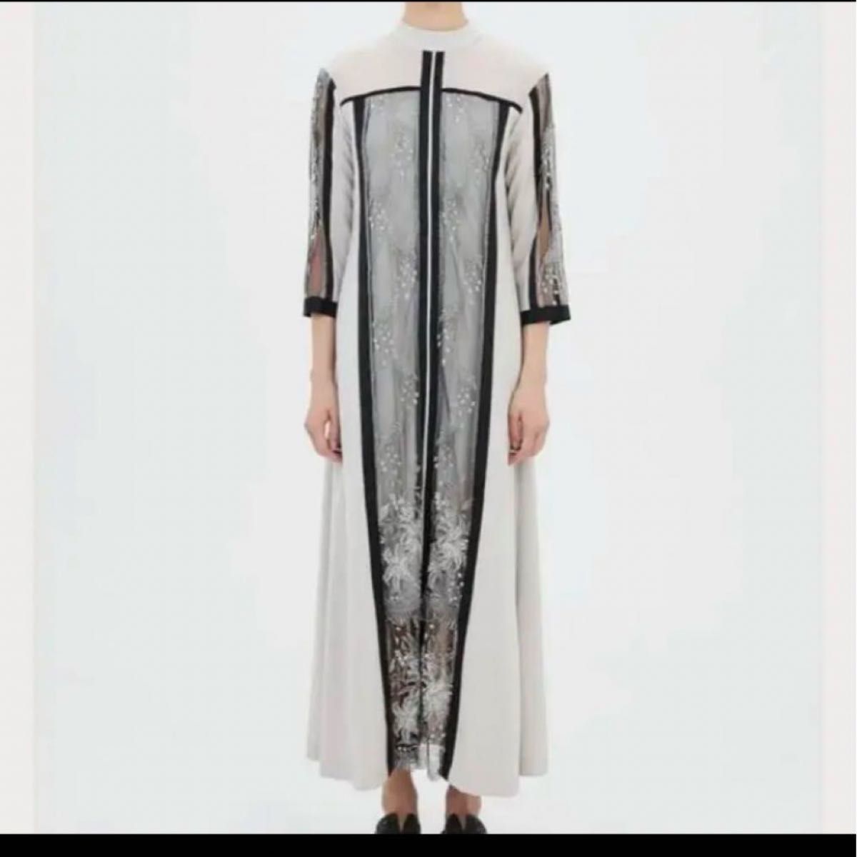 美品】最終 お値下げしました murral framed flower dress 美品】最終 お値下げしました murral framed flower dress