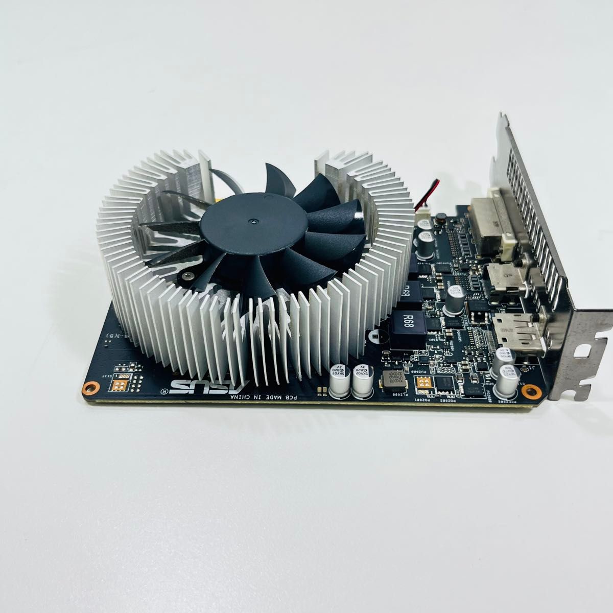 ASUS GTX1050 2GB グラフィックボード ♯443|Yahoo!フリマ(旧 ASUS GTX1050 2GB グラフィックボード ♯443|Yahoo!フリマ(旧