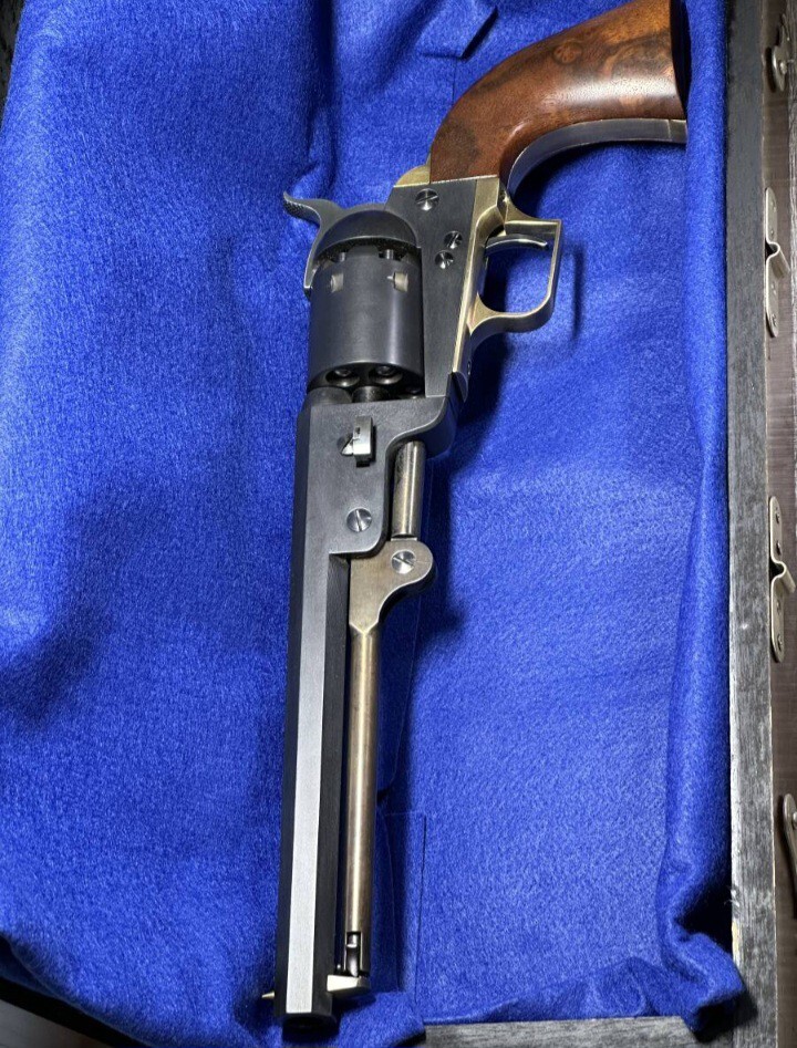 モデルガン・CAW ・COLT M 1851 NAVY ・ロックライト|Yahoo モデルガン・CAW ・COLT M 1851 NAVY ・ロックライト|Yahoo