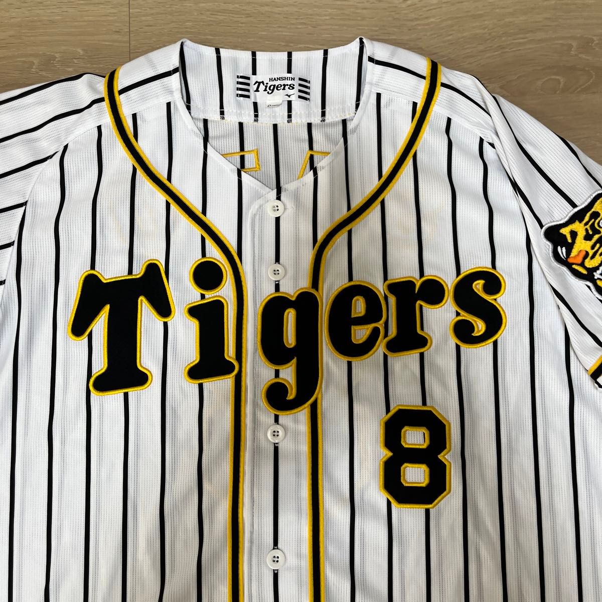 阪神タイガース 佐藤輝明 ホームユニフォーム 刺繍ユニフォーム 阪神タイガース 佐藤輝明 ホームユニフォーム 刺繍ユニフォーム