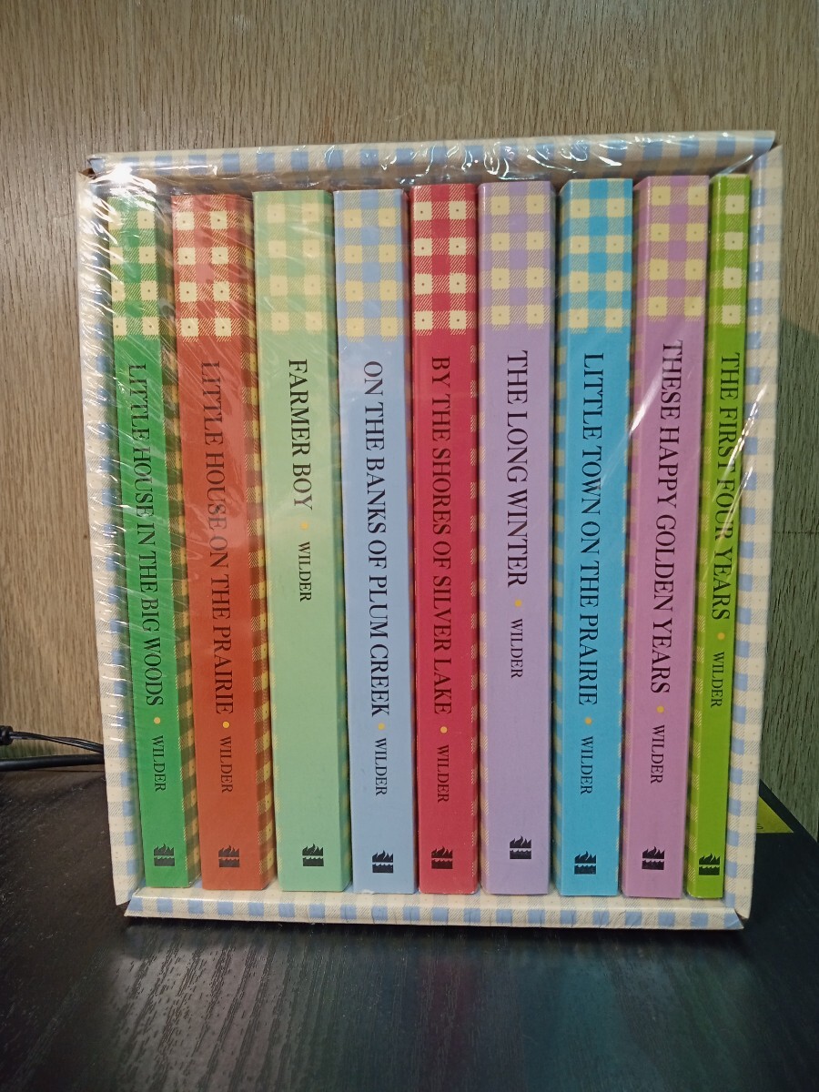 生まれのブランドで Box 9-Book Complete House Little ☆洋書☆ Set: 9 to 1 Books 洋書、外国語書籍