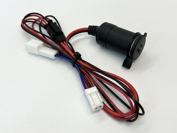 YO-725 【TR2P トヨタ シガーソケット 分岐 増設 電源取り出し YO-725 【TR2P トヨタ シガーソケット 分岐 増設 電源取り出し